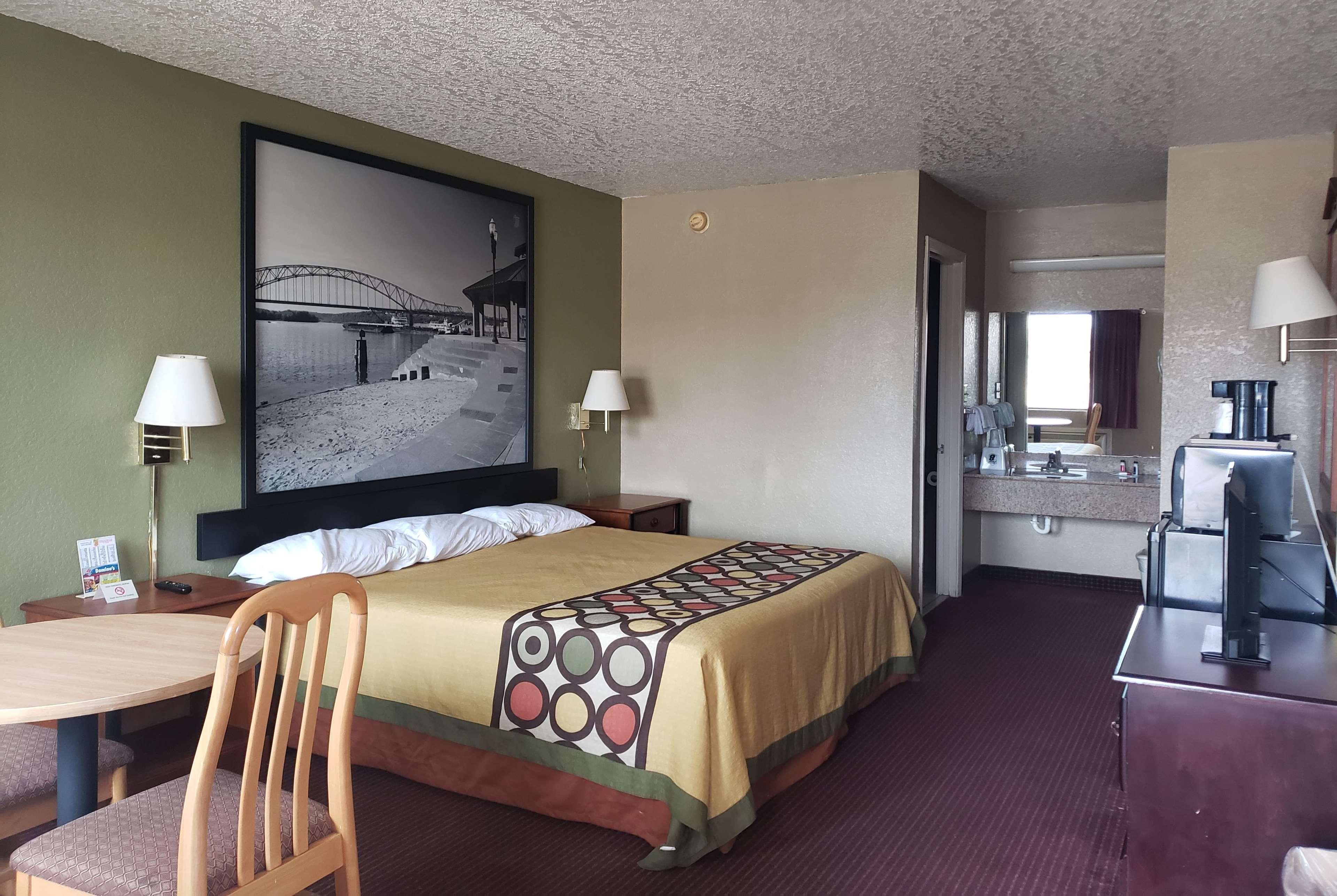 ซูเปอร์ 8 บาย วินด์แฮม อาร์คาเดลเฟีย แคดโด แวลเลย์ แอเรีย Motel ภายนอก รูปภาพ