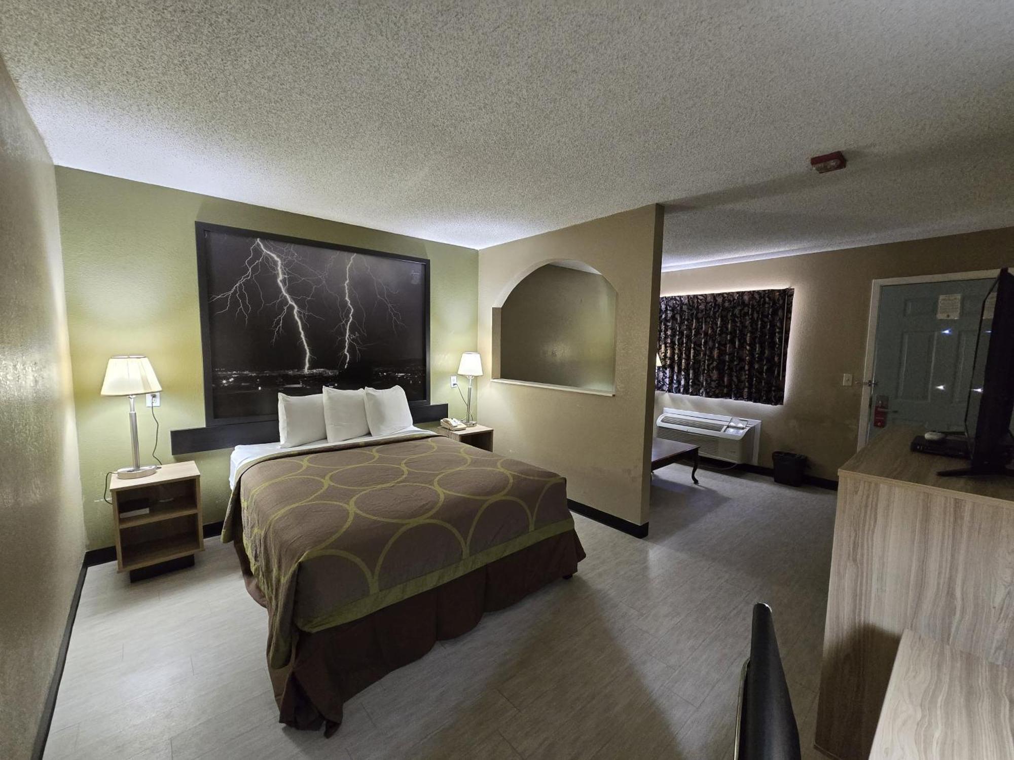 ซูเปอร์ 8 บาย วินด์แฮม อาร์คาเดลเฟีย แคดโด แวลเลย์ แอเรีย Motel ภายนอก รูปภาพ